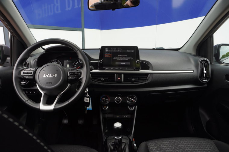 Vehicle Image 21