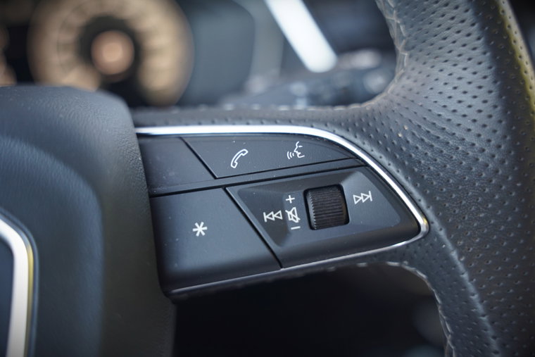 Vehicle Image 37
