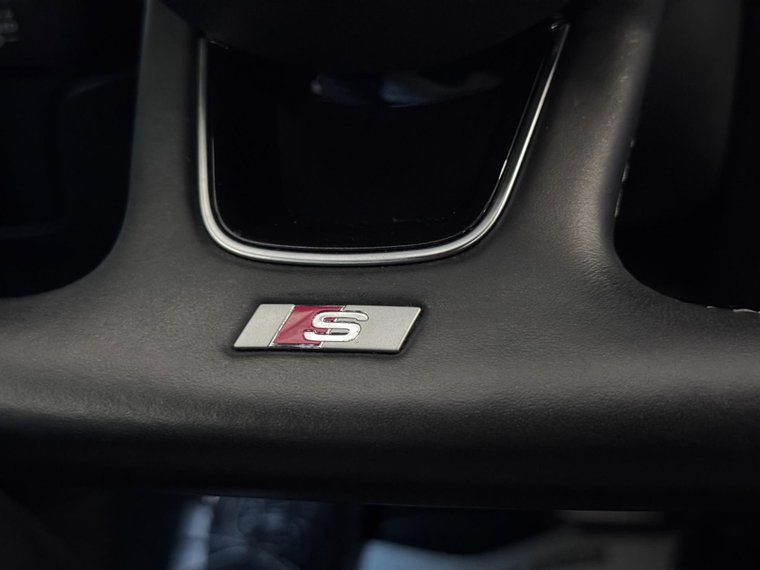Vehicle Image 50