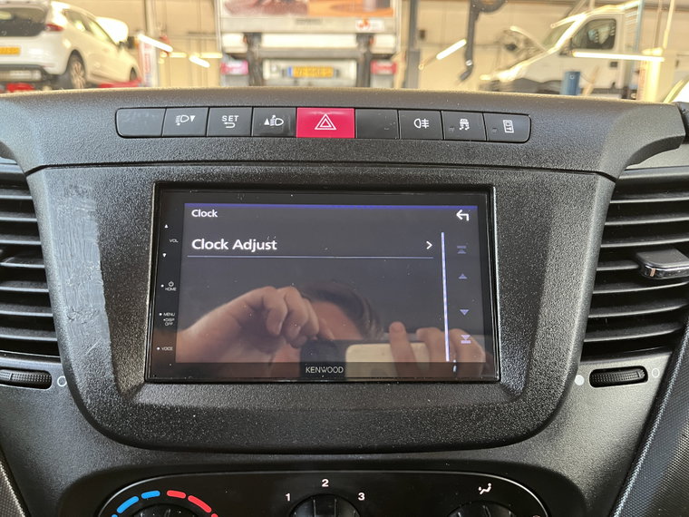 Vehicle Image 35