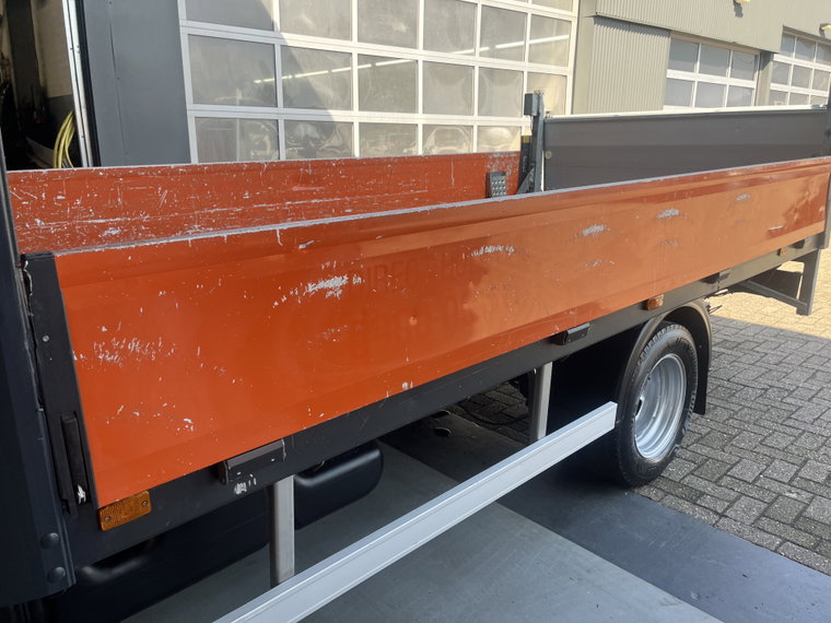 Vehicle Image 40