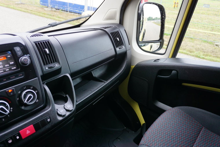 Vehicle Image 31