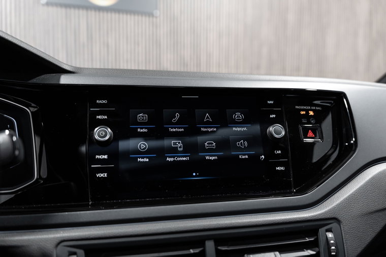 Vehicle Image 40