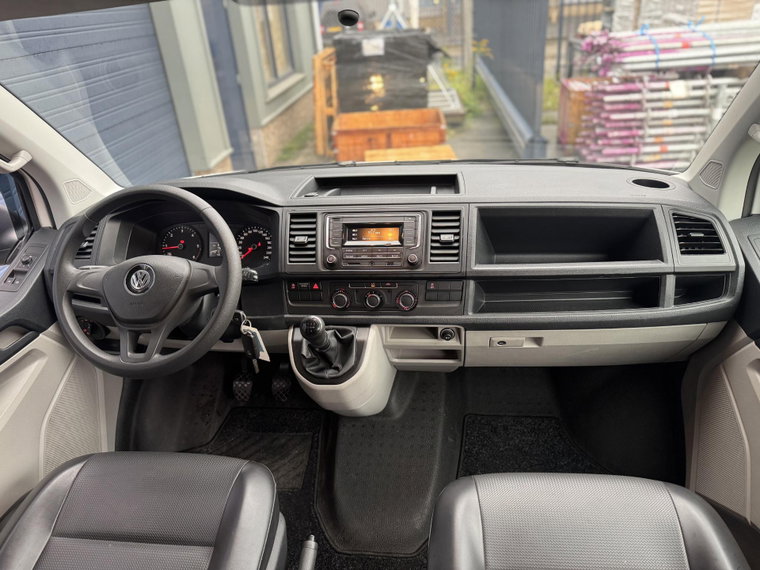 Vehicle Image 27