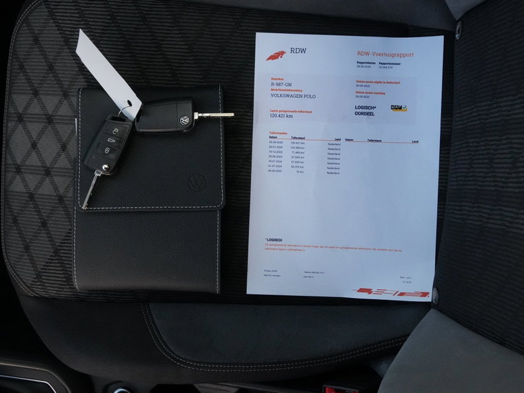 Vehicle Image 30