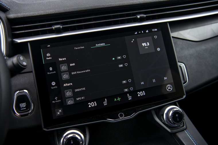 Vehicle Image 12