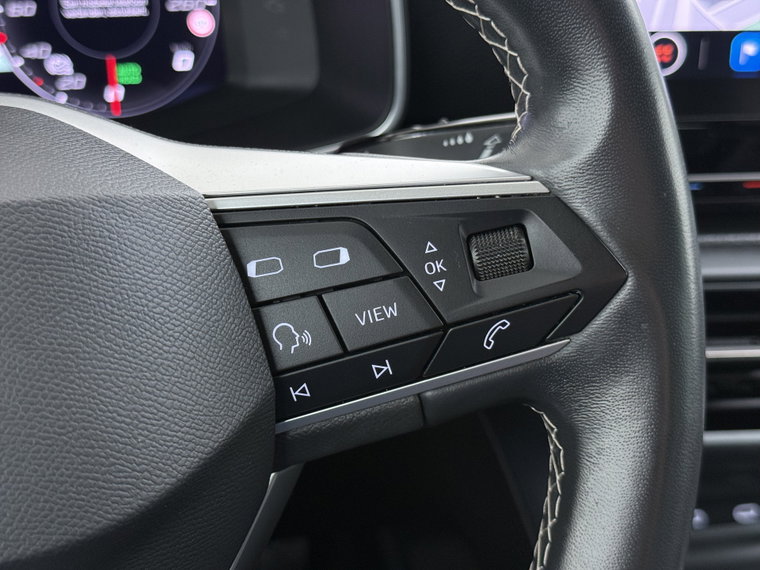 Vehicle Image 26