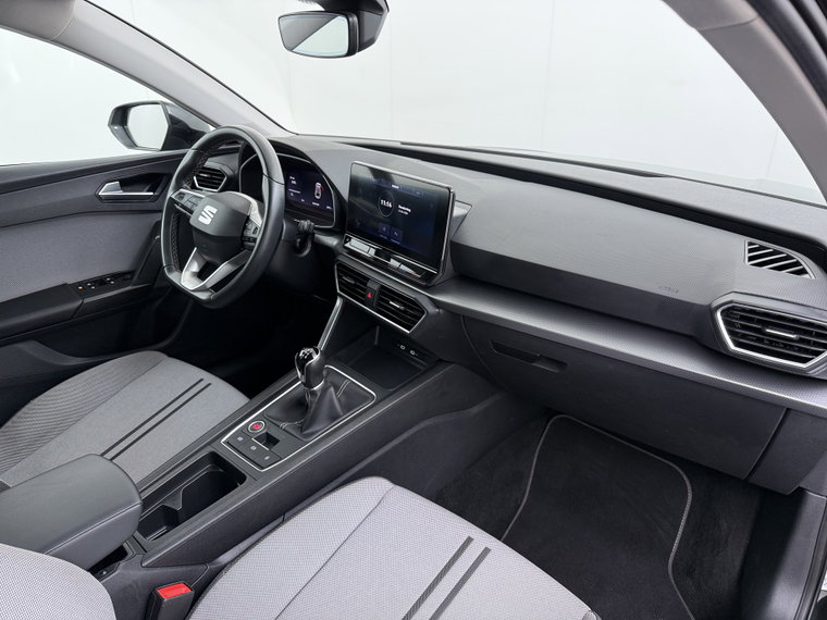 Vehicle Image 38