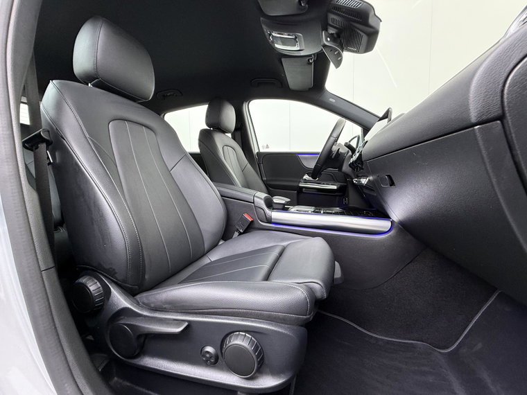 Vehicle Image 50