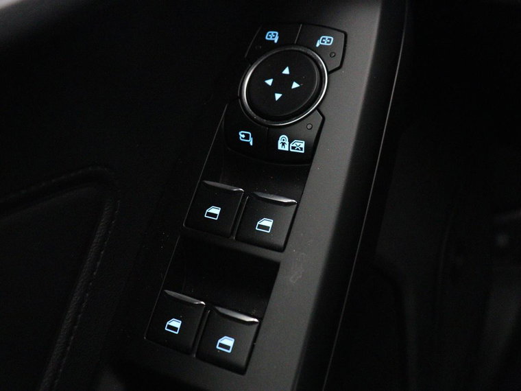 Vehicle Image 33