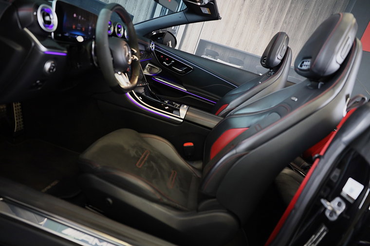 Vehicle Image 35