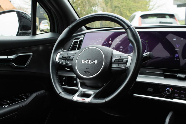 Vehicle Image 37
