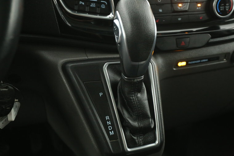 Vehicle Image 17