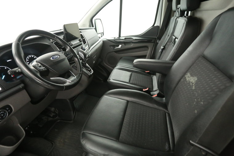 Vehicle Image 22