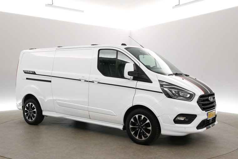Vehicle Image 7