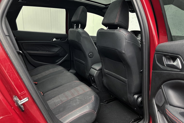 Vehicle Image 15