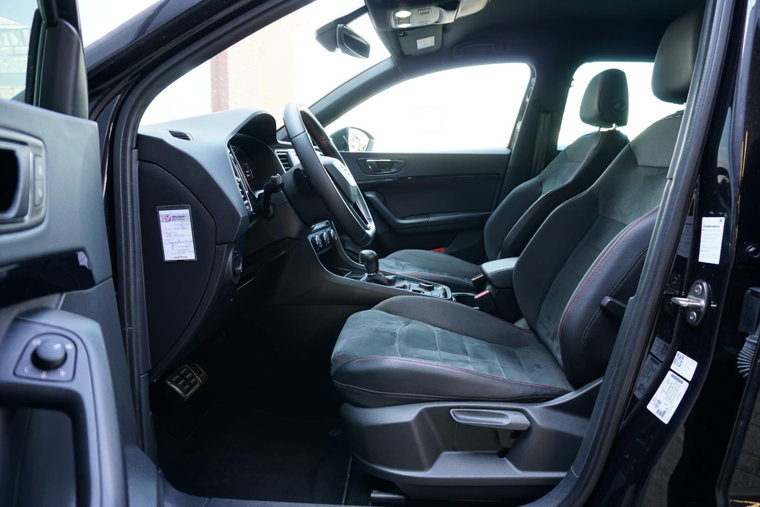 Vehicle Image 17