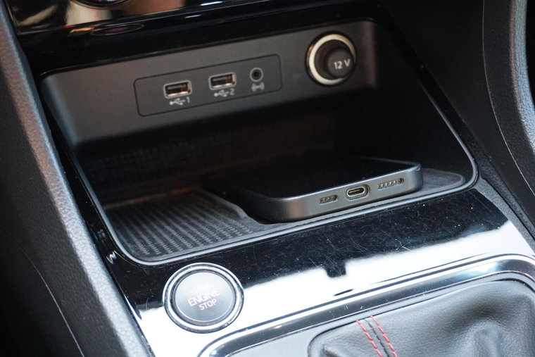 Vehicle Image 37