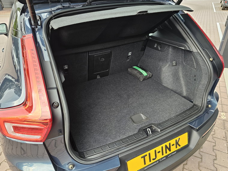 Vehicle Image 37