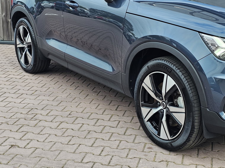 Vehicle Image 45