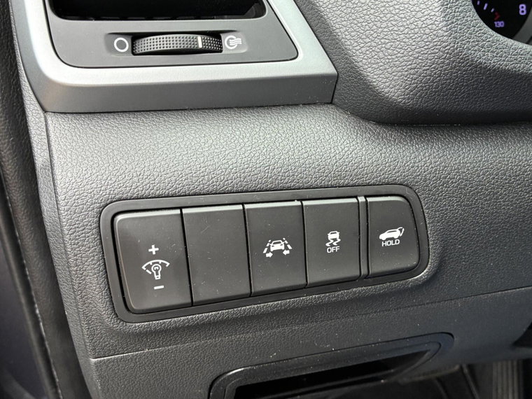 Vehicle Image 27
