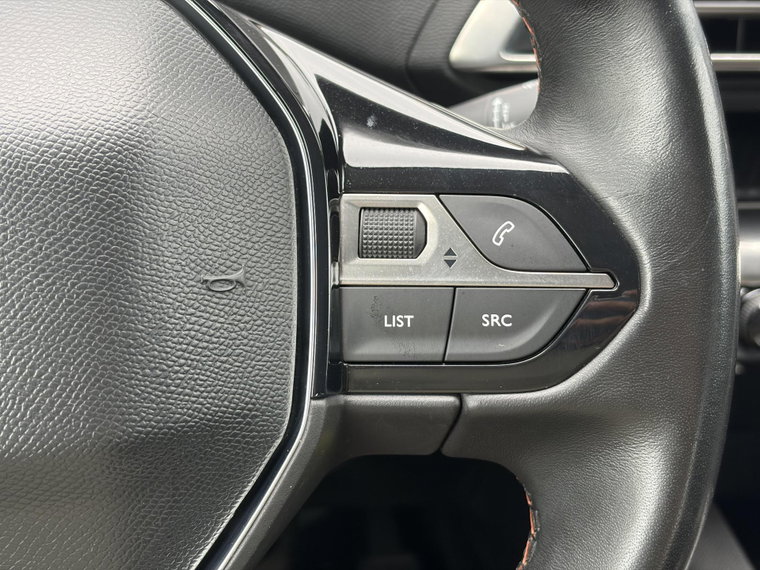Vehicle Image 26