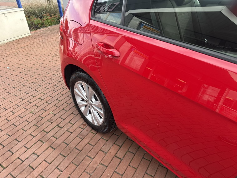 Vehicle Image 37
