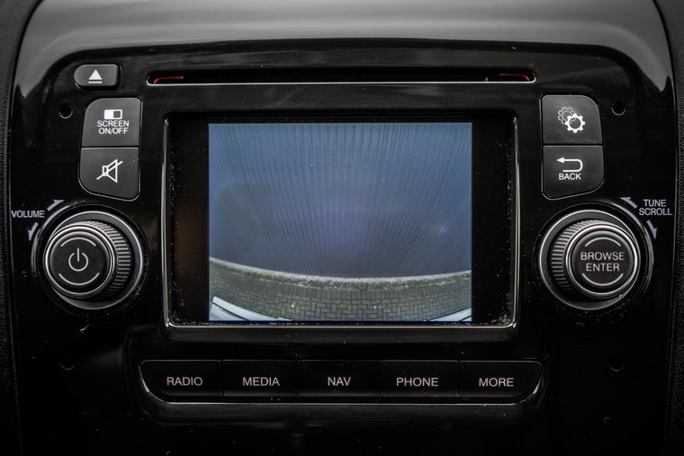 Vehicle Image 19