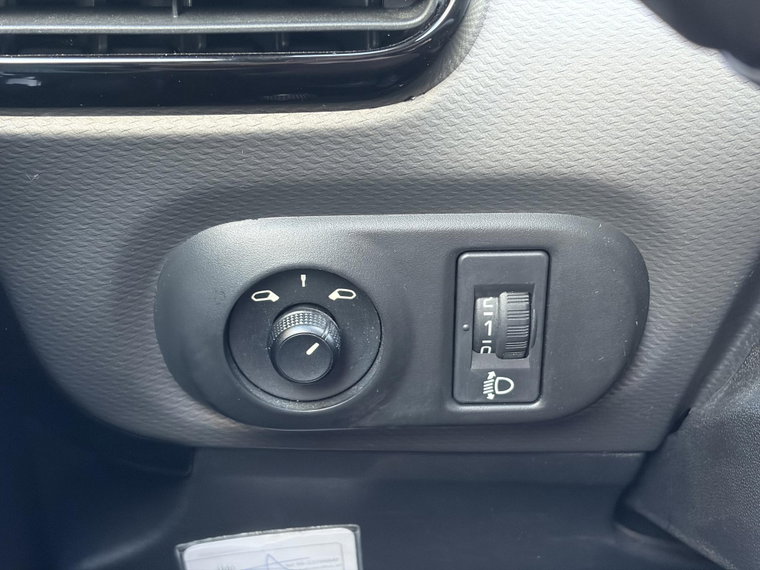 Vehicle Image 26
