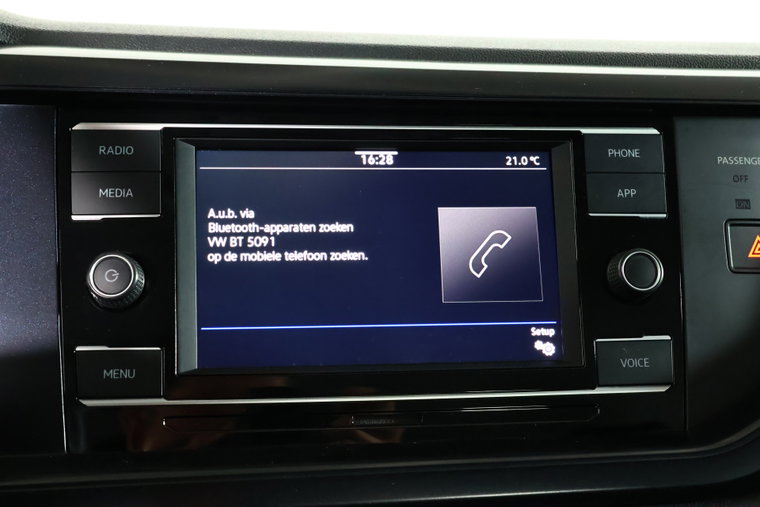 Vehicle Image 19