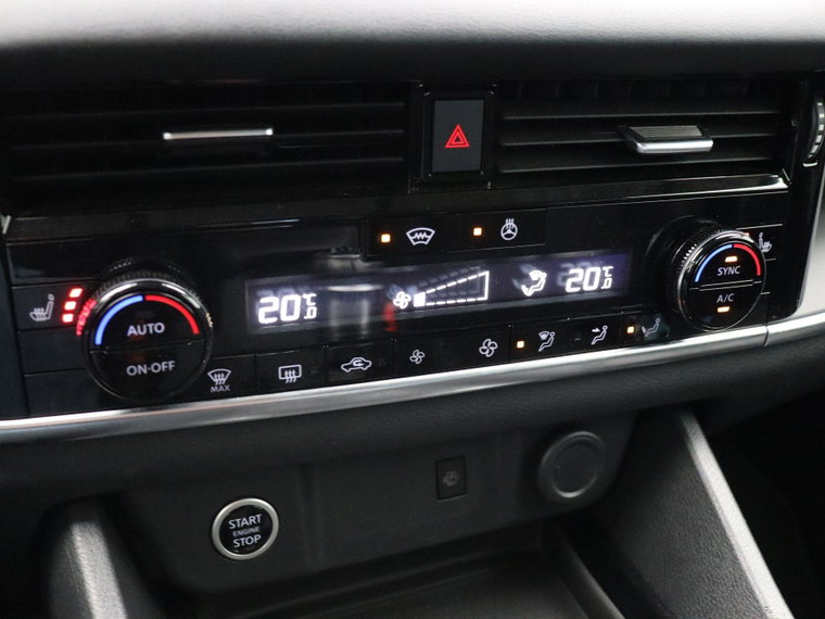 Vehicle Image 28