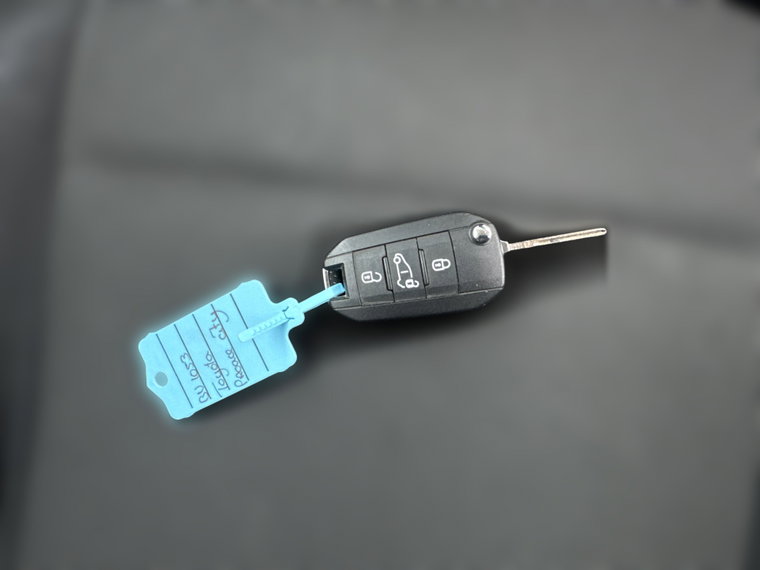 Vehicle Image 30