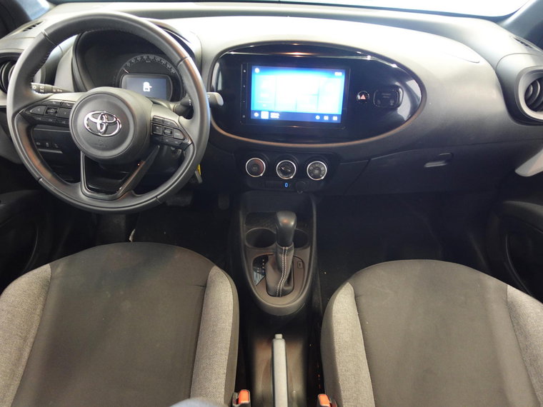 Vehicle Image 36