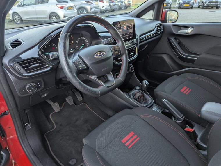 Vehicle Image 20