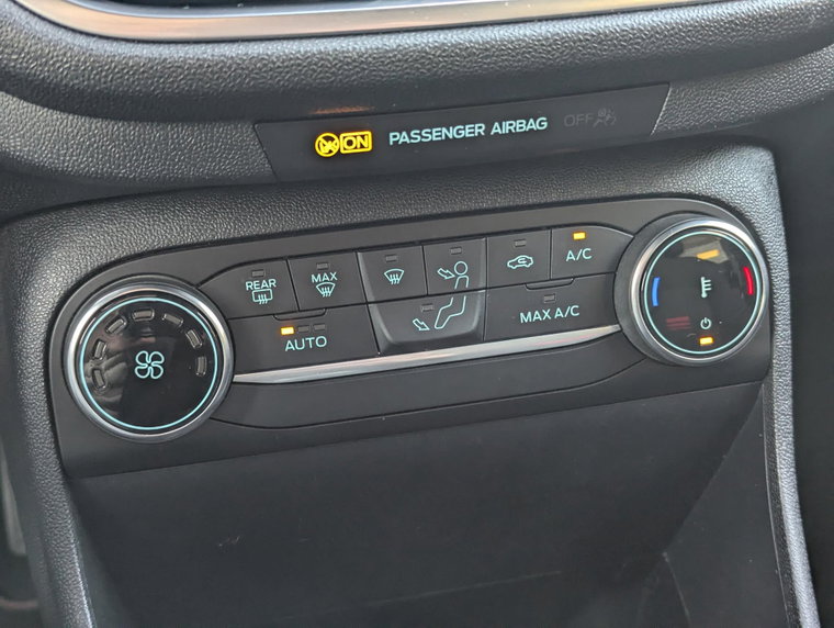 Vehicle Image 33