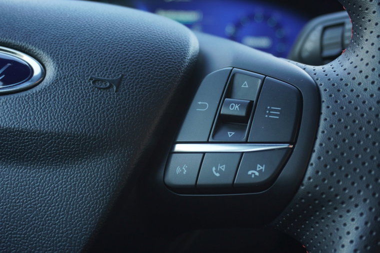 Vehicle Image 23