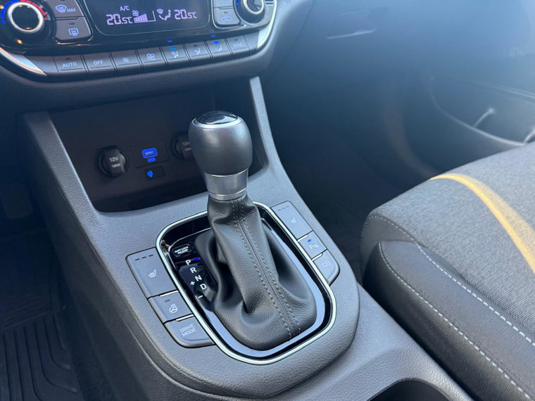 Vehicle Image 24