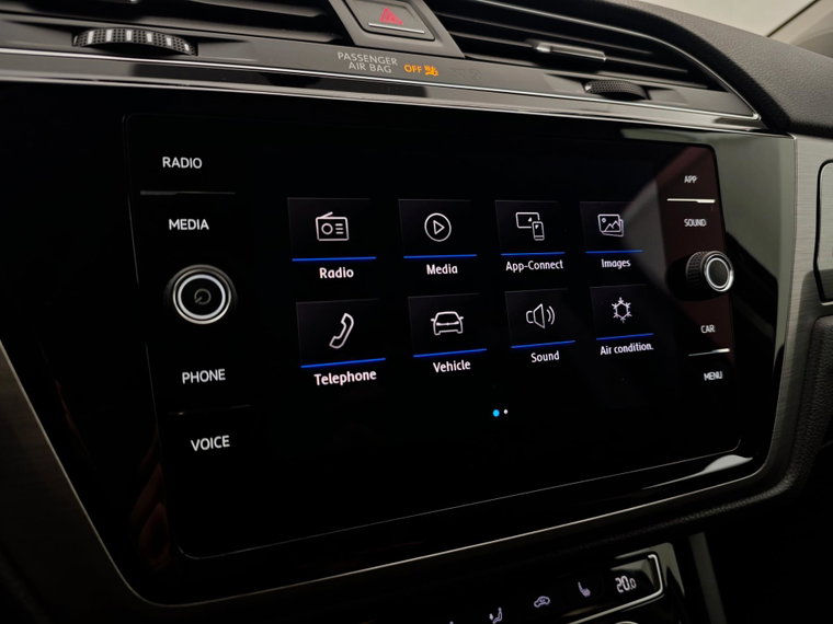 Vehicle Image 21