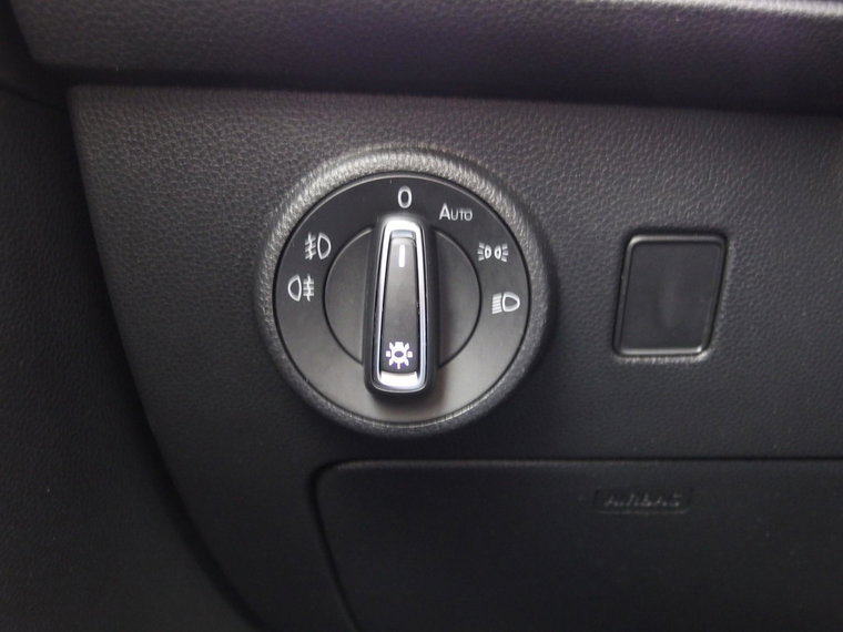 Vehicle Image 40
