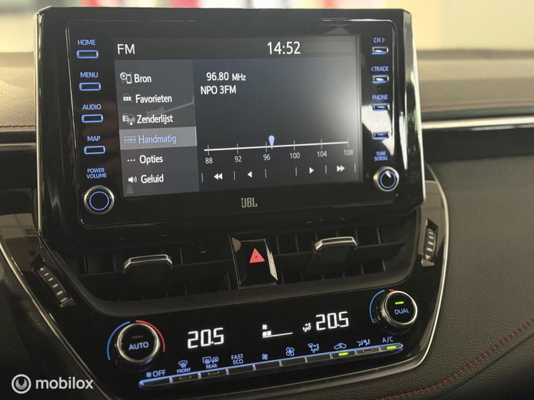 Vehicle Image 15