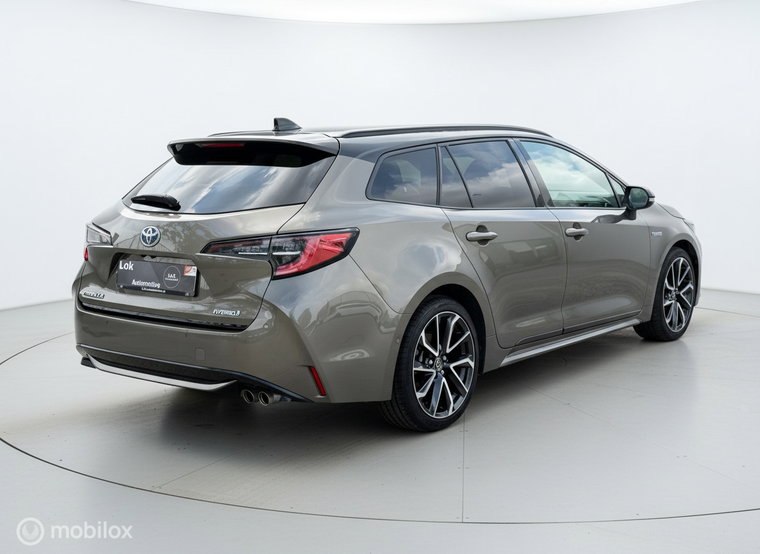 Vehicle Image 9
