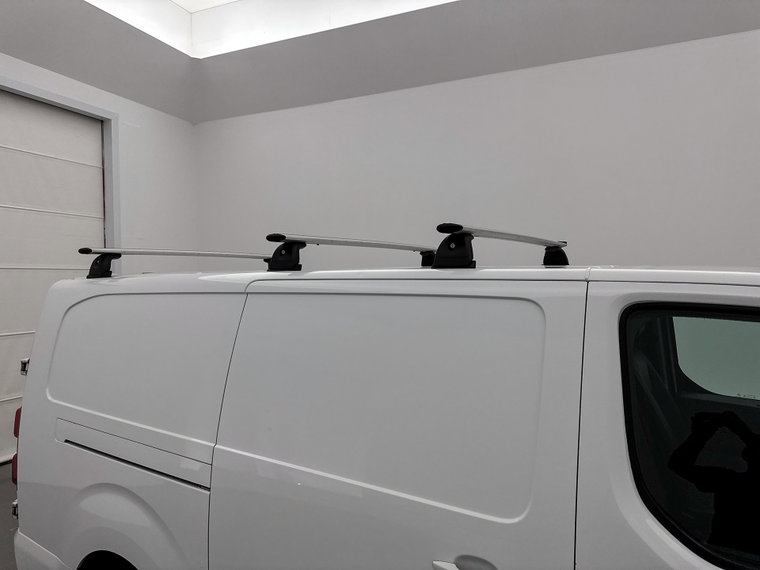 Vehicle Image 38