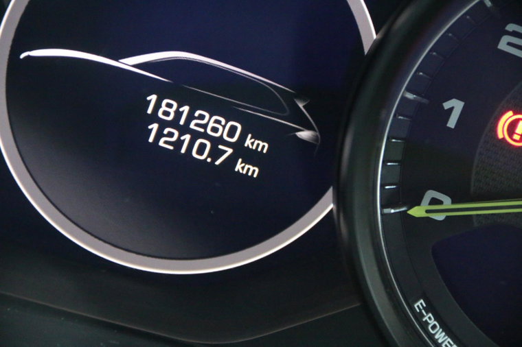 Vehicle Image 21