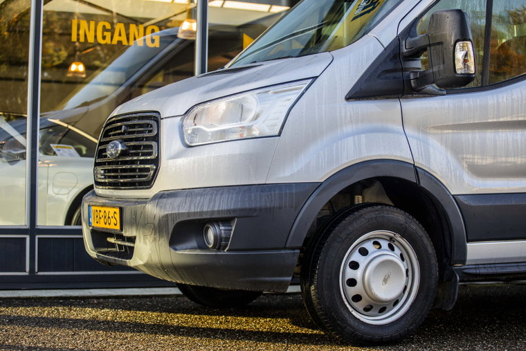 Vehicle Image 7
