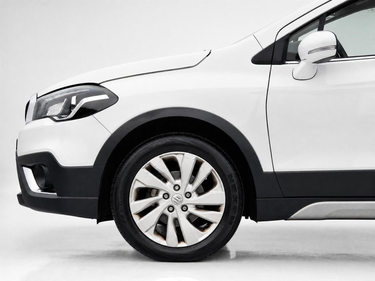 Vehicle Image 8