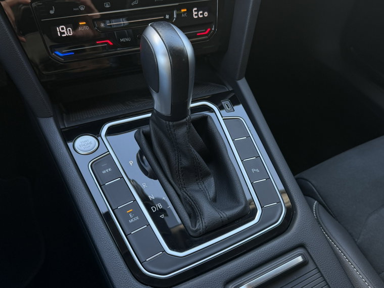 Vehicle Image 57