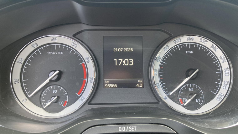 Vehicle Image 24