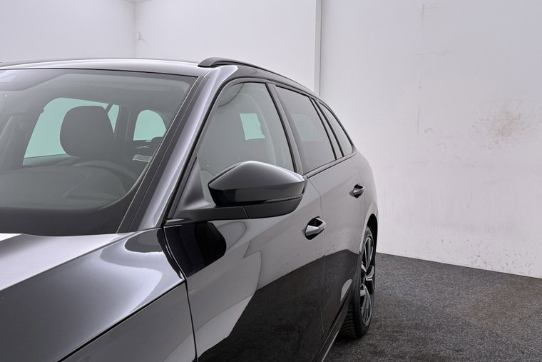 Vehicle Image 39