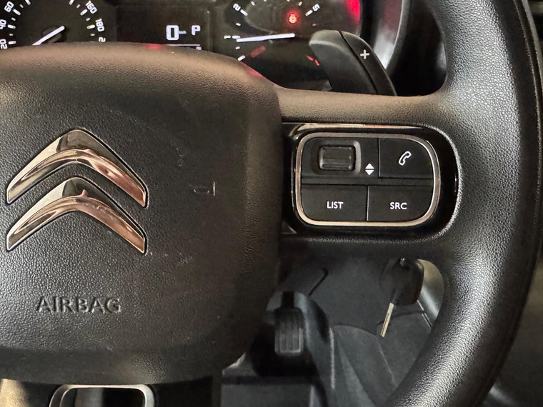 Vehicle Image 24