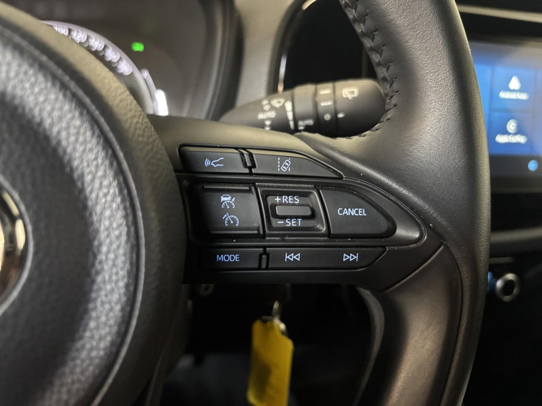 Vehicle Image 23